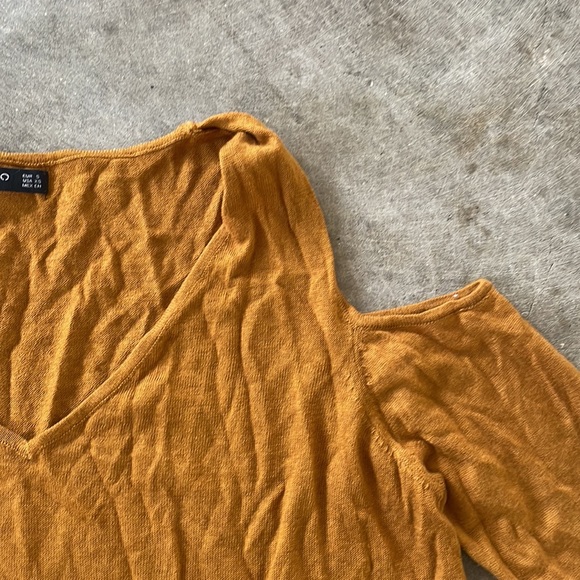 Mango Cold Shoulder knit top - Picture 2 of 8